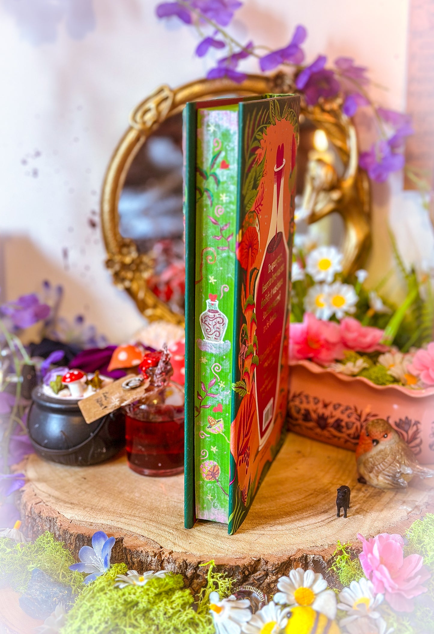 A Witch's Guide to Love and Poison HANDPAINTED BOOK EDGES - Aamna Qureshi - Foreedge Painting