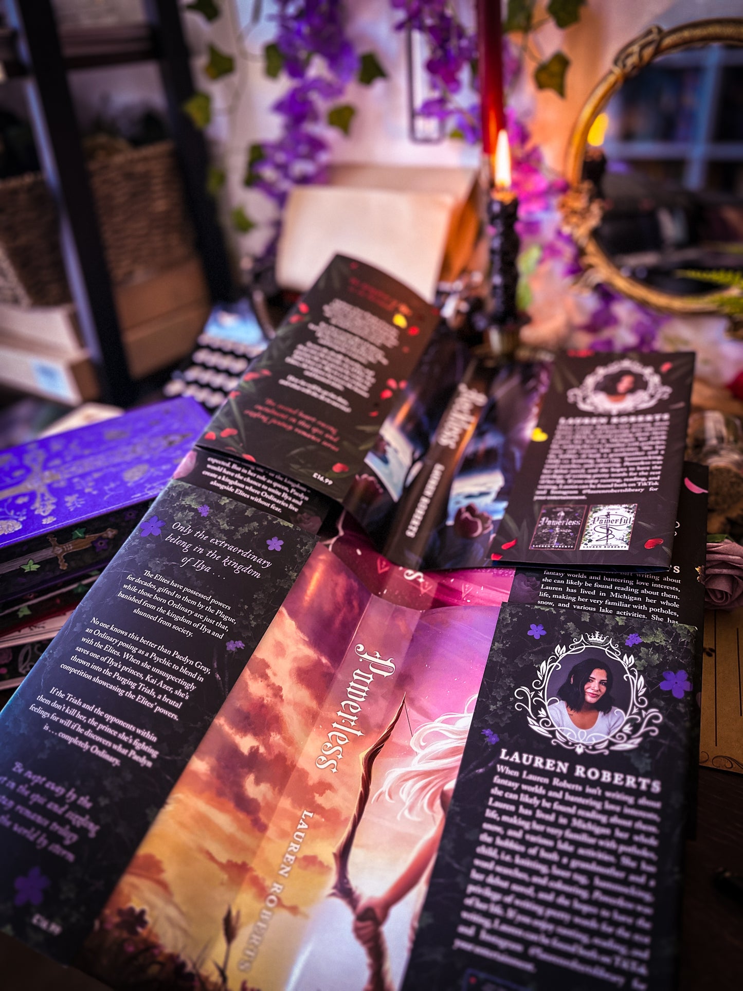 The Powerless Trilogy HANDPAINTED BOOK EDGES - by Lauren Roberts - Fearless, Reckless - Foreedge Painting