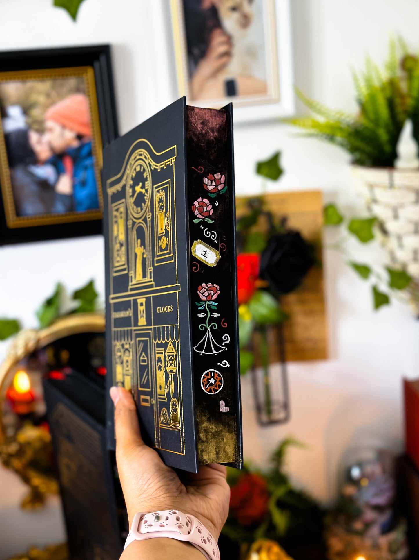 CARAVAL NEW EDITIONS Hand-painted Book Edges - Stephanie Garber - Special Edition Books