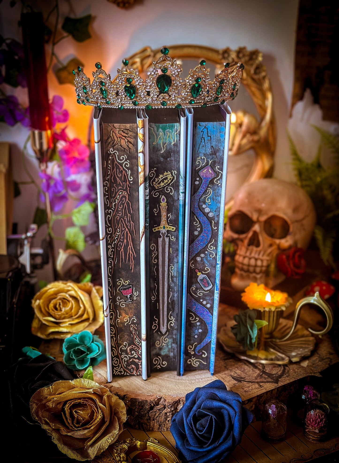 The Folk of the Air Series HANDPAINTED BOOK EDGES - The Cruel Prince - Holly Black Books Special Edition Book