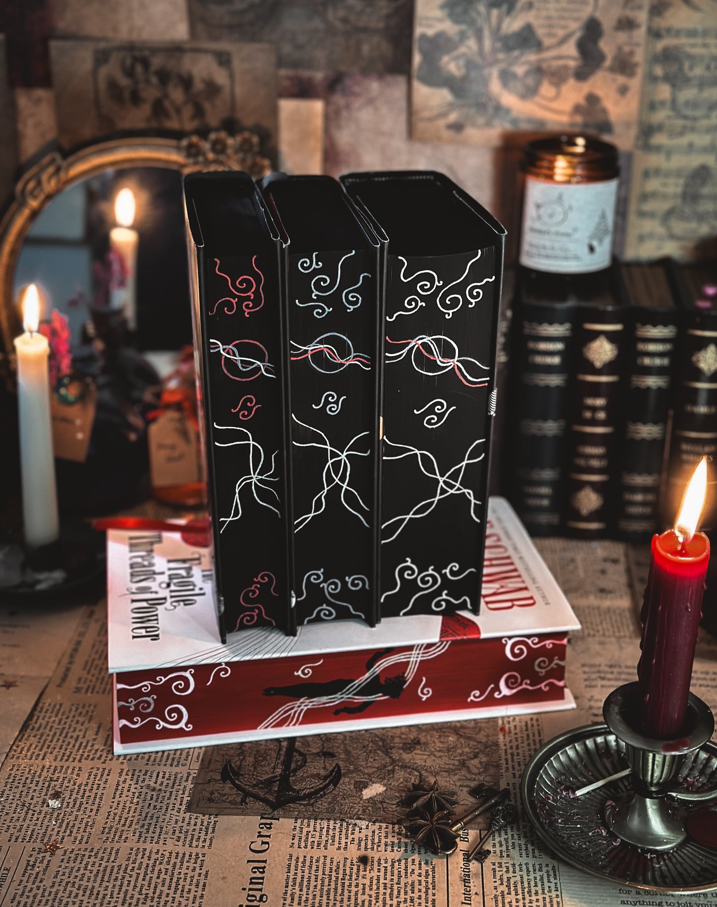 A Darker Shade of Magic SERIES Boxset HANDPAINTED EDGES