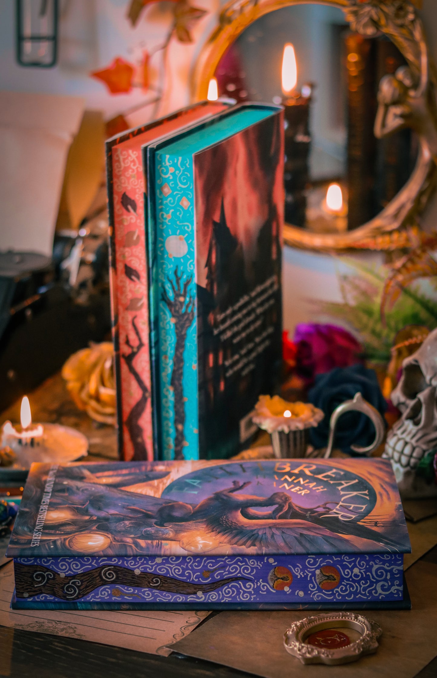 FAITHBREAKER + complete SET HANDPAINTED Book Edges - Special Edition Book - Hannah Kaner (Godkiller, Sunbringer, Faithbreaker)
