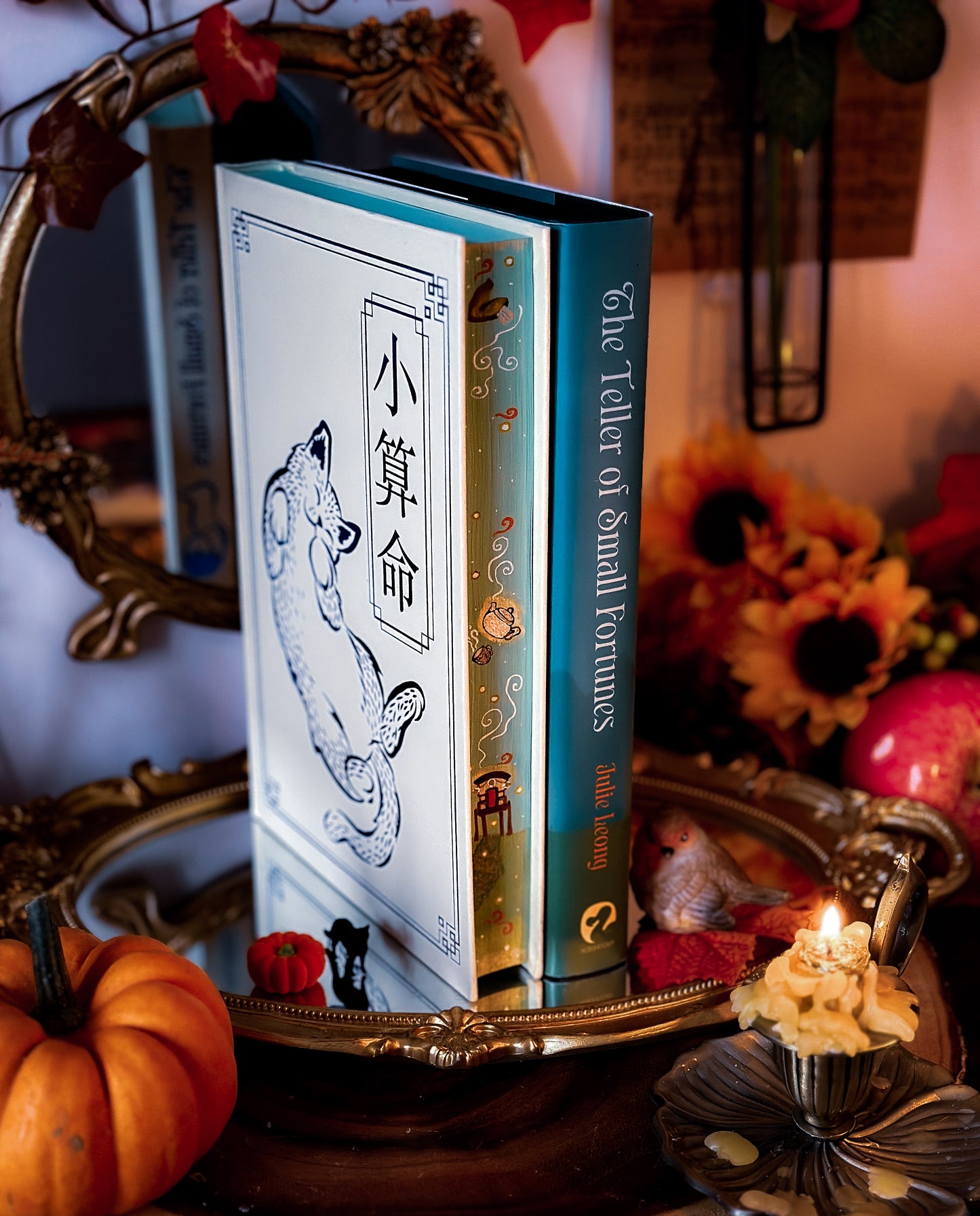 The Teller of Small Fortunes HANDPAINTED BOOK EDGES - Julie Leong - Foreedge Painting