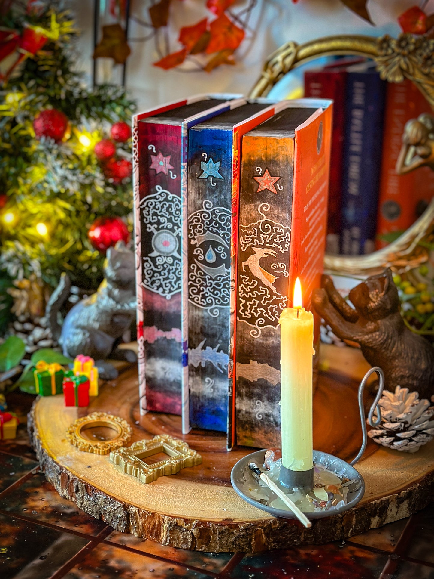 THE FINAL STRIFE hand-painted book edges - The Ending Fire Trilogy Saara El-Arifi Books