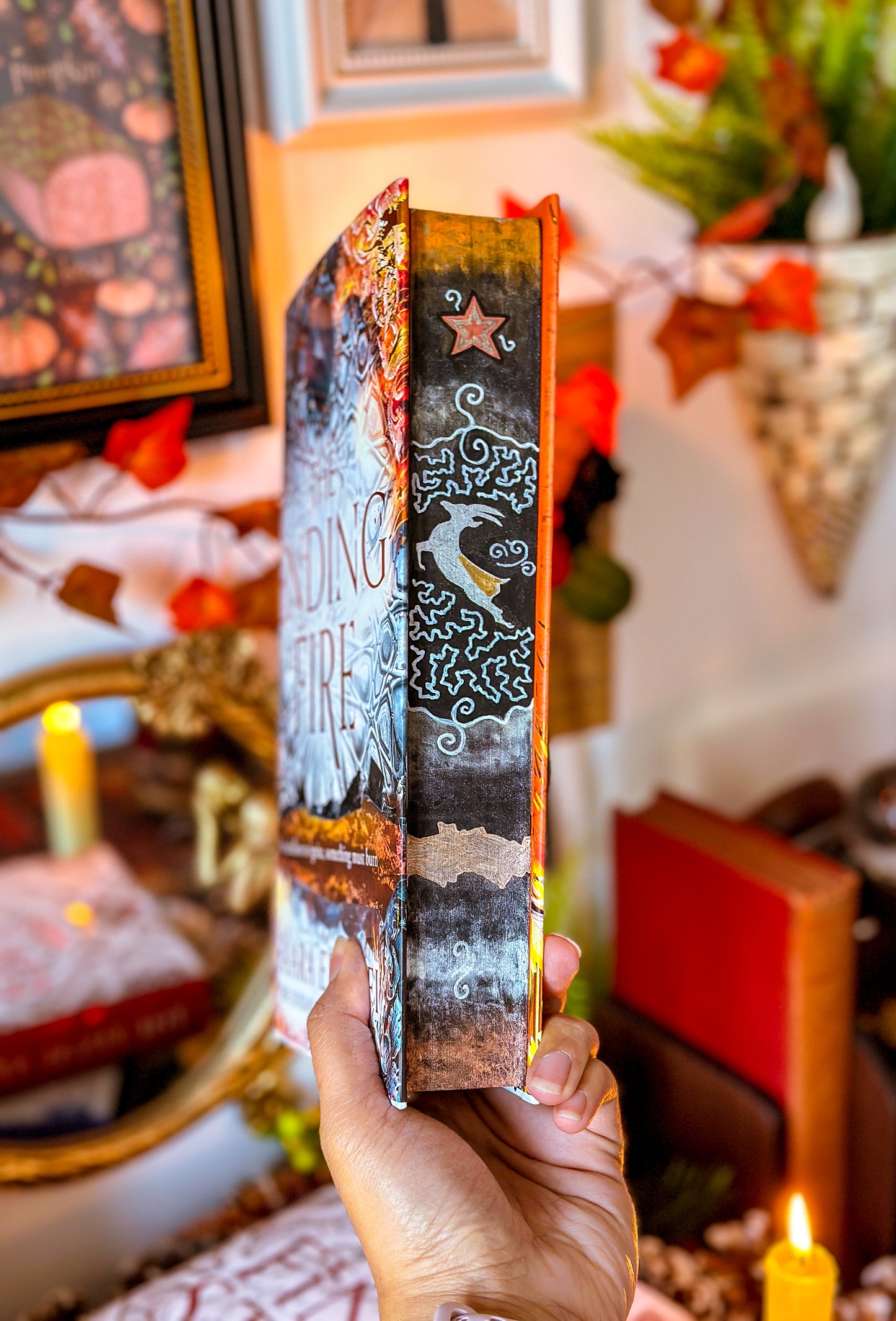 THE FINAL STRIFE hand-painted book edges - The Ending Fire Trilogy Saara El-Arifi Books