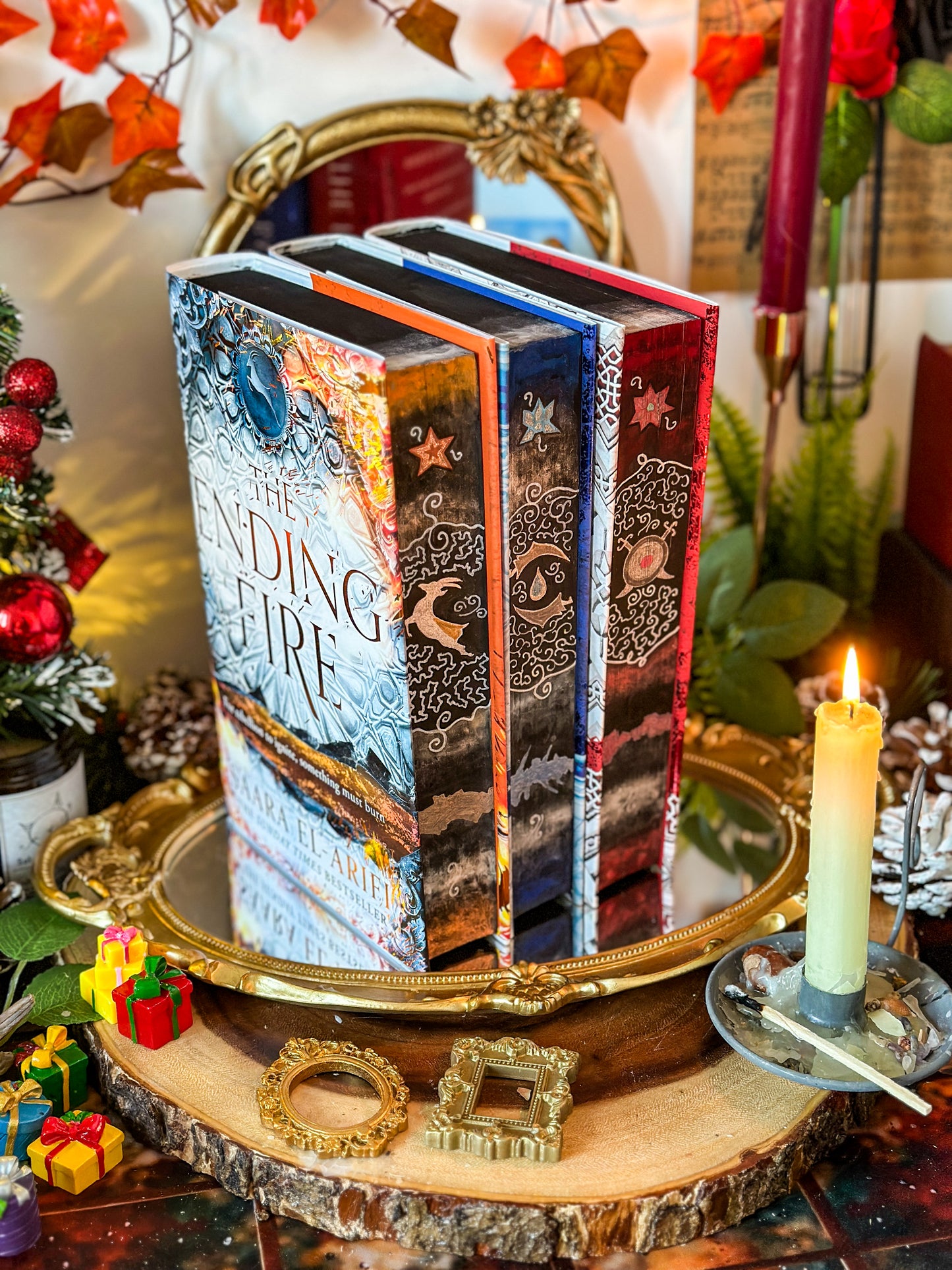 THE FINAL STRIFE hand-painted book edges - The Ending Fire Trilogy Saara El-Arifi Books