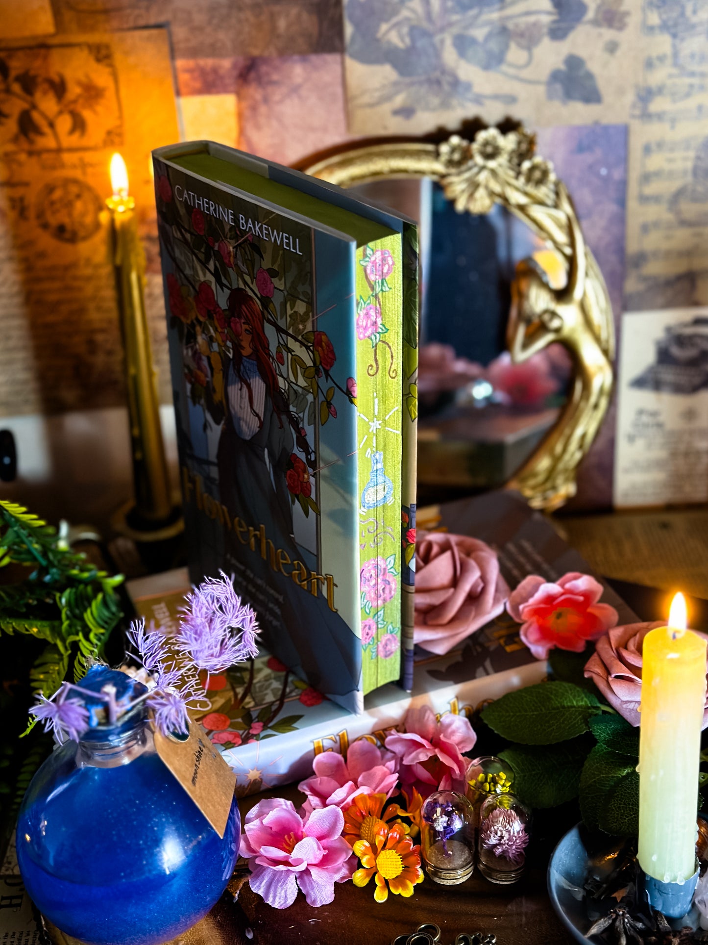 FLOWERHEART HANDPAINTED BOOK Edges