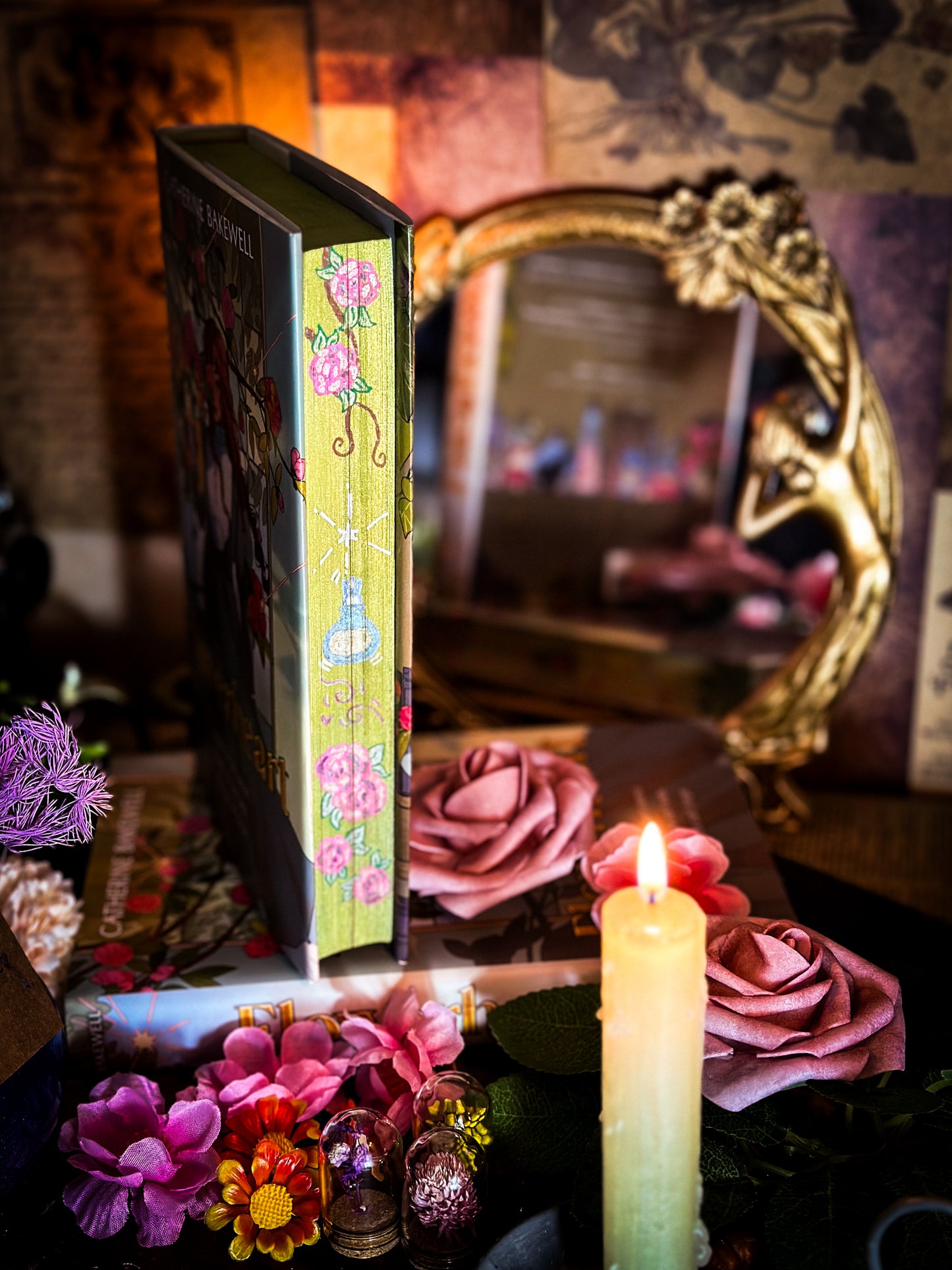 FLOWERHEART HANDPAINTED BOOK Edges