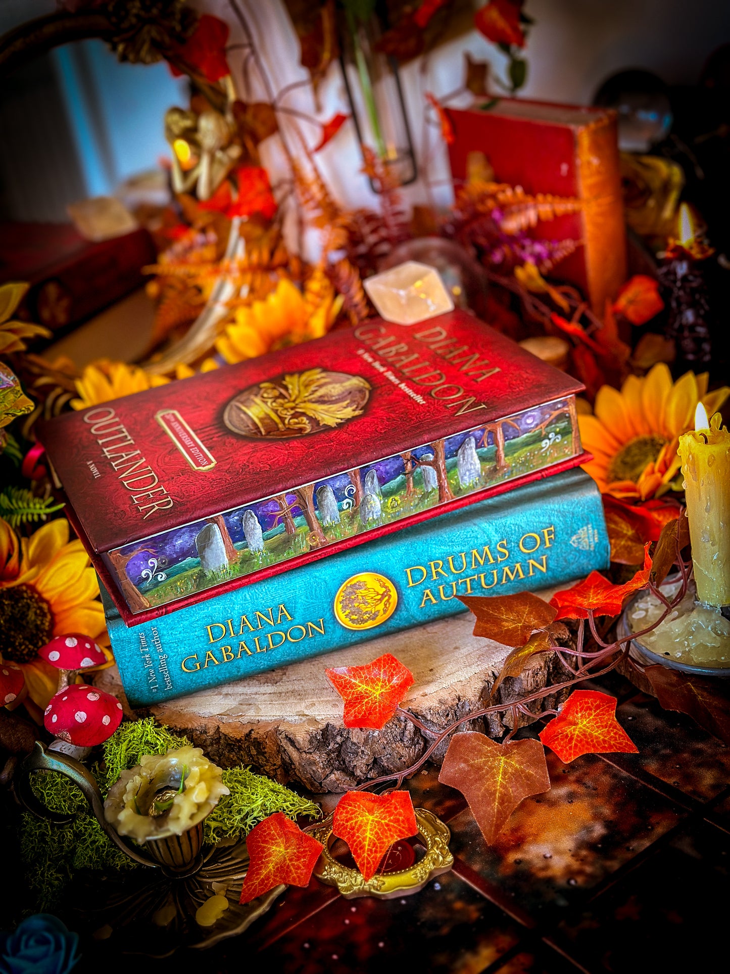 Hand-Painted Outlander Book Edges – 25th Anniversary Hardback Edition