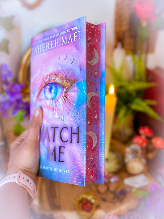 Watch Me HANDPAINTED BOOK EDGES - Tahereh Mafi - Special Edition Foreedge Art Books