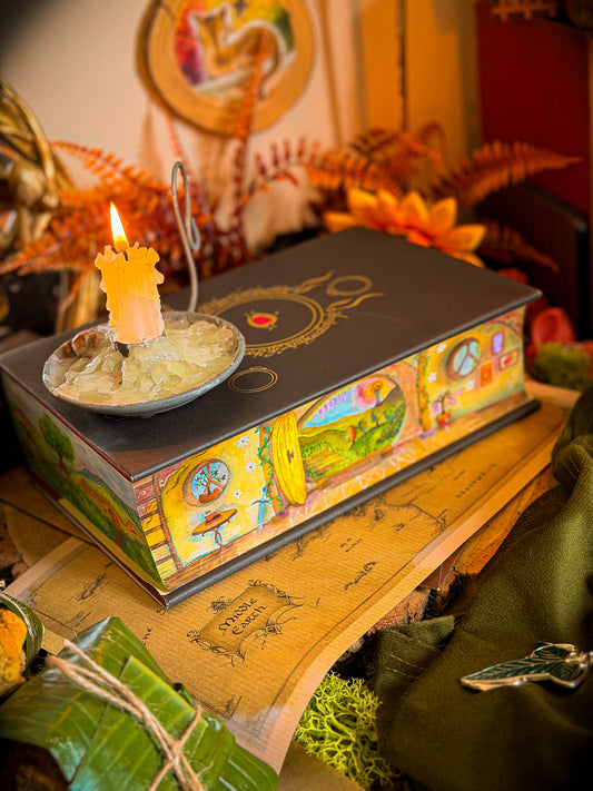 The Lord Of The Rings hand-painted book edges- TOLKIEN SPECIAL EDITION Book